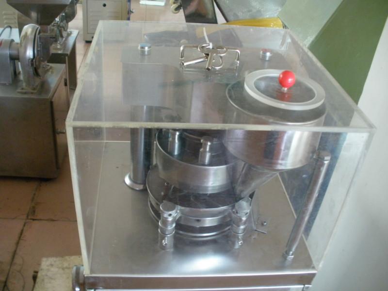 供應ZP-9旋轉式壓片機