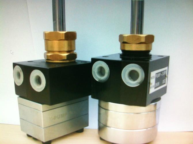 供應(yīng)油漆涂料齒輪泵 靜電噴漆泵 5cc涂料齒輪泵樣板價(jià)格