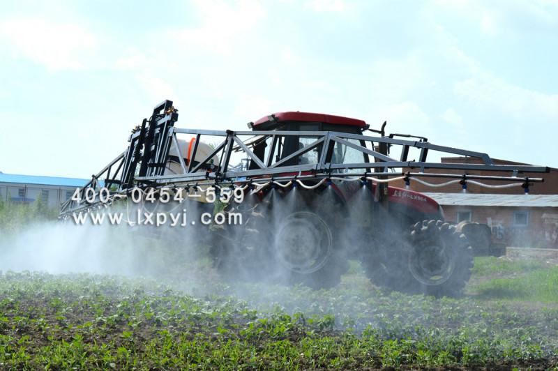 供應(yīng)3WPX-1000型懸掛式噴桿噴霧器