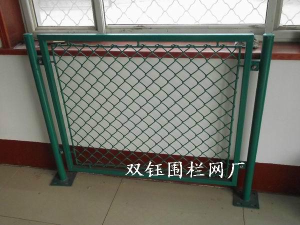 供應(yīng)包頭圍欄網(wǎng)/包頭體育場圍欄網(wǎng)規(guī)格