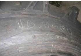 供應(yīng)拖拉機輪胎11.2-24