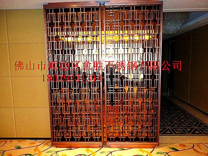 供應(yīng)定做鈦金不銹鋼展示架廠家*，鈦金展示架批發(fā)定做