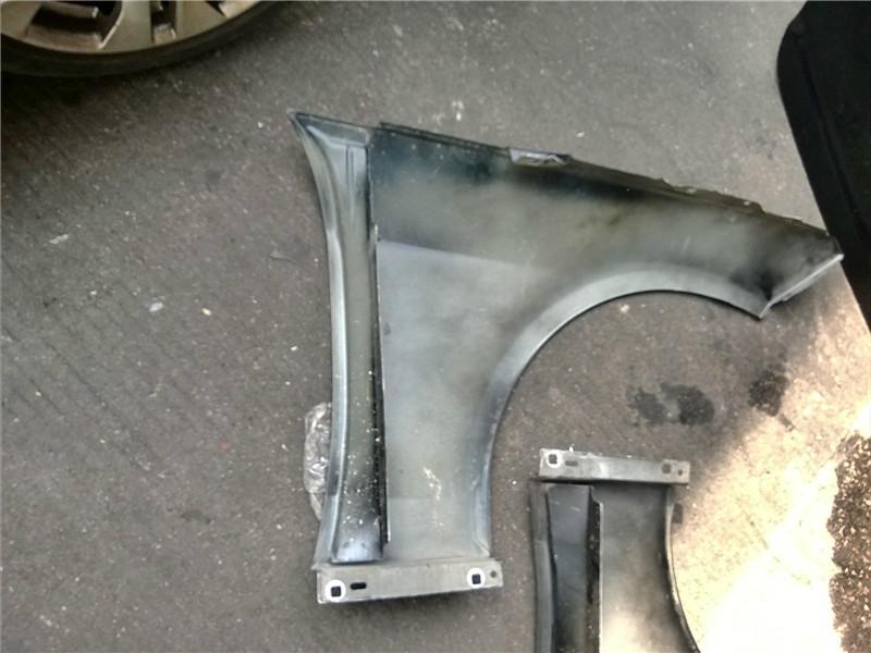 供應奔馳212前葉子板，奔馳212葉子板價格，212翼子板 改裝