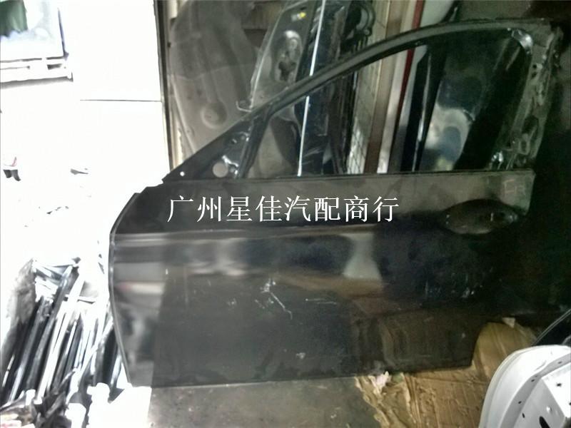 供應(yīng)廣州寶馬F18前門殼門板523車門沙板7系配件改裝525530i