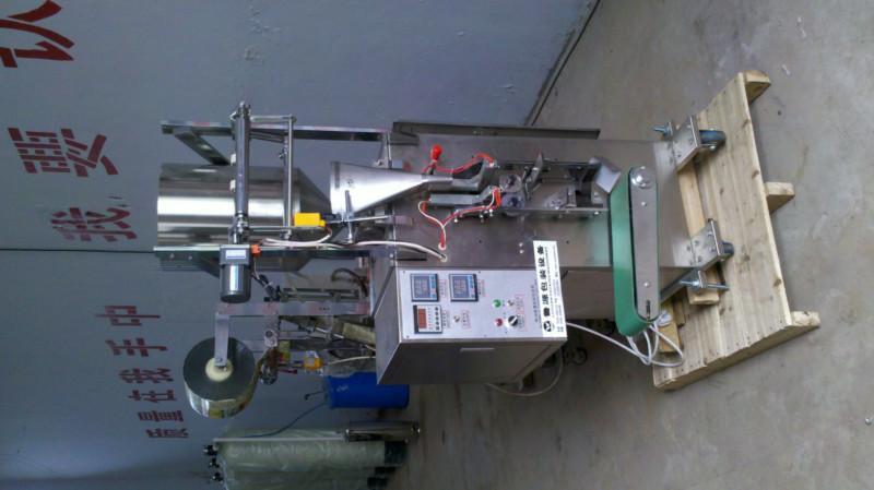 供應(yīng)河北邢臺(tái)市的黃酒灌裝機(jī)出售_ 操作方便_使用簡單