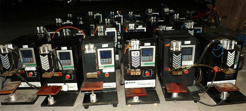 供應(yīng)二手藍(lán)潤(rùn)高頻逆變點(diǎn)焊機(jī)/氣動(dòng)電池點(diǎn)焊機(jī)