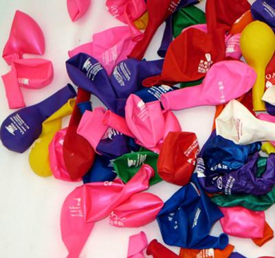 供應(yīng)景洪磨砂禮品杯多少錢一個昆明保溫杯印字廠