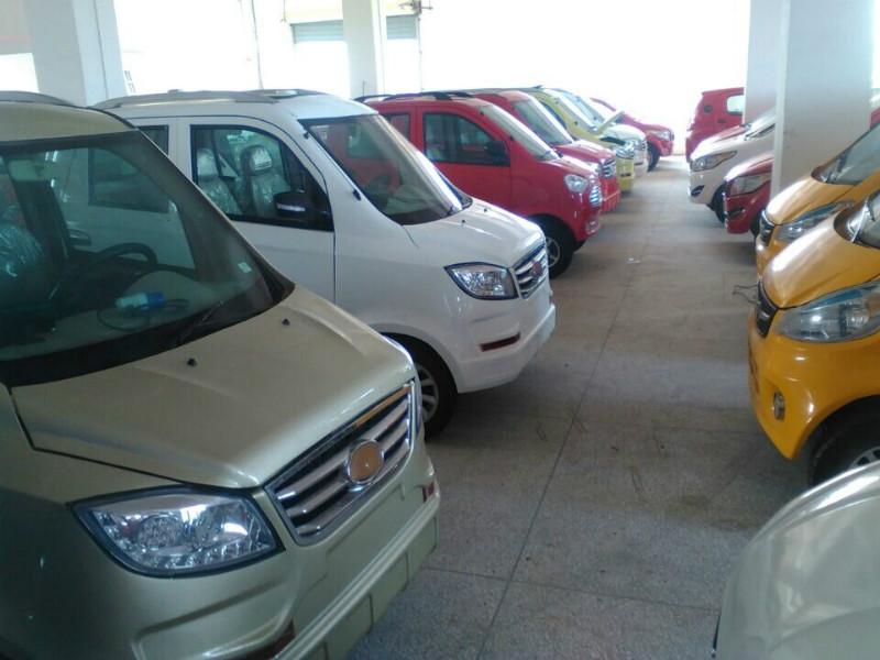 供應(yīng)黃石四輪電動車廠家代理加盟