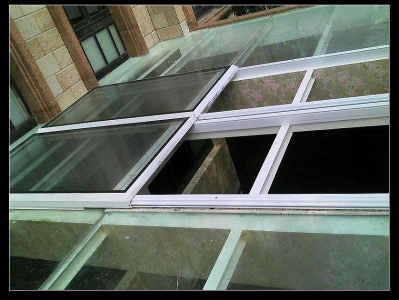 供應(yīng)電動(dòng)平移天窗，整體電動(dòng)平移天窗，智能電動(dòng)平移天窗