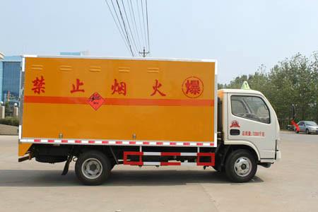 供應(yīng)東風(fēng)*器材運(yùn)輸車價錢多少，晉城東風(fēng)*器材運(yùn)輸車價格