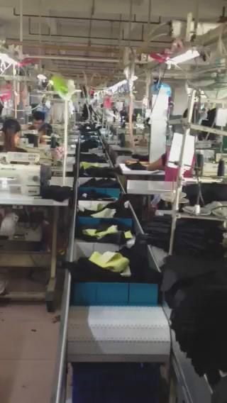 服裝設(shè)備-電動(dòng)履帶流水線(xiàn)圖片