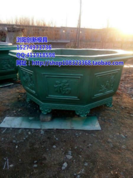 供應(yīng)重慶貴州水泥花盆模具多少錢一個(gè)？生產(chǎn)廠家有哪些？哪家價(jià)格便宜？