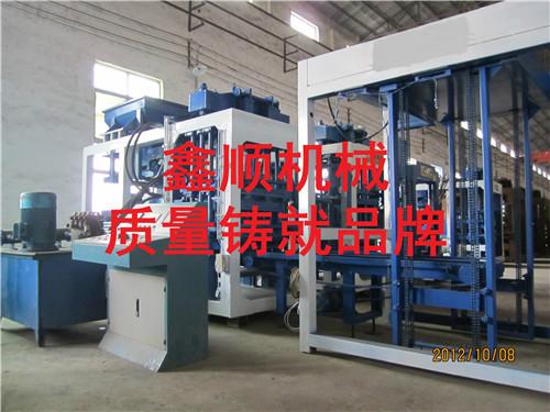 供應4-15水泥砌塊磚機價格，免燒磚設備，加氣混凝土砌塊設備
