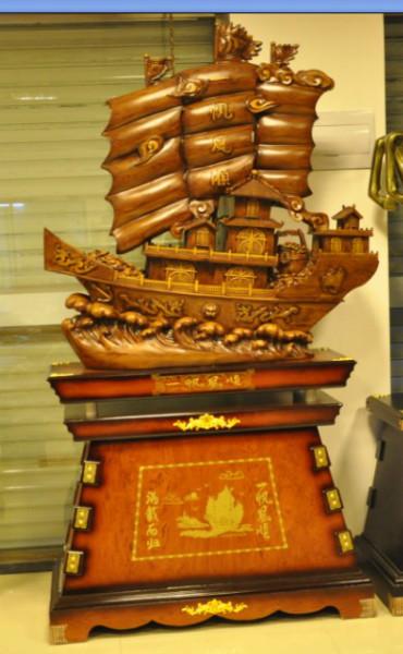 供應(yīng)西安玉白菜大擺件 慶典仿玉桌擺