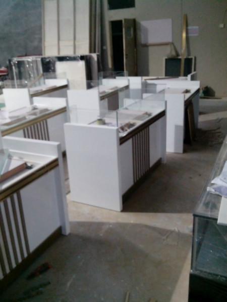 供應濟南珠寶展柜制作，濟南珠寶展臺制作，濟南珠寶柜臺制作