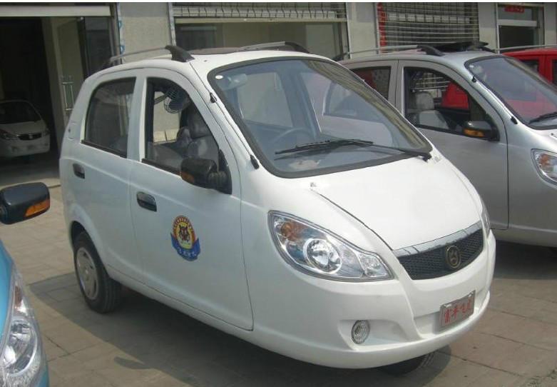 三輪摩托車圖片