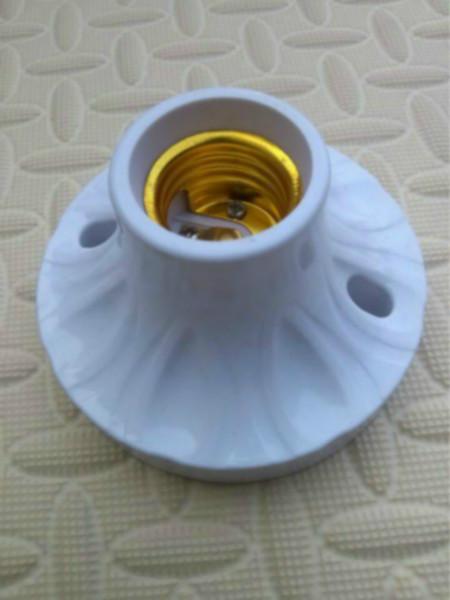 供應揭陽燈頭廠家直銷價格，010#塑膠揭陽燈頭廠家直銷銷售