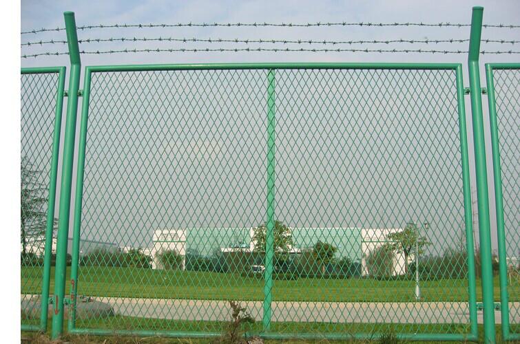 供應(yīng)鐵路護(hù)欄網(wǎng)