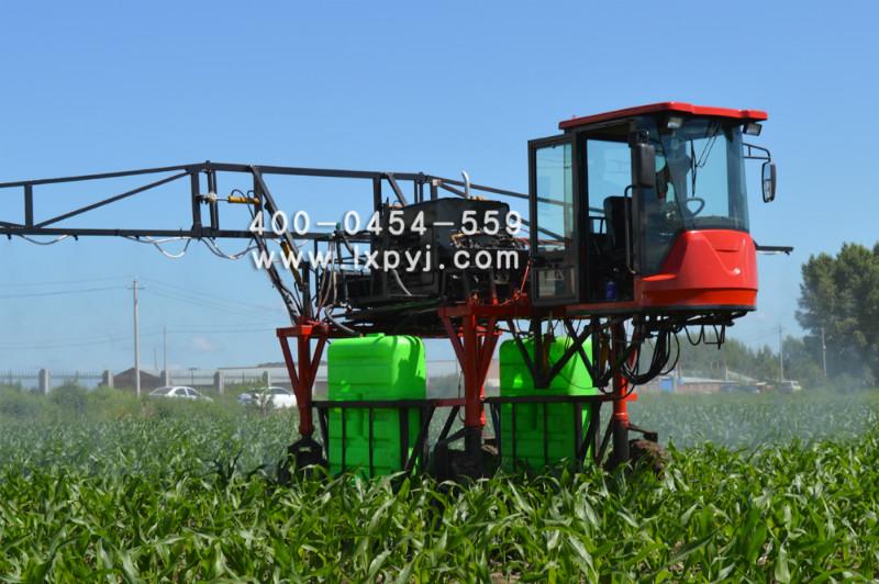 3WPZ-1200型自走式噴桿噴霧器圖片