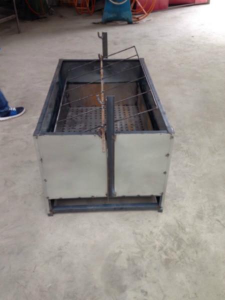 供應(yīng)烤全羊設(shè)備供應(yīng)商，四川烤全羊設(shè)備供應(yīng)商電話