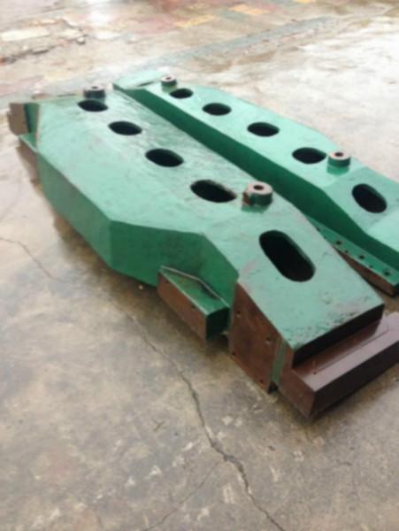 供應(yīng)機械剪板機Q11-8X2500上刀架