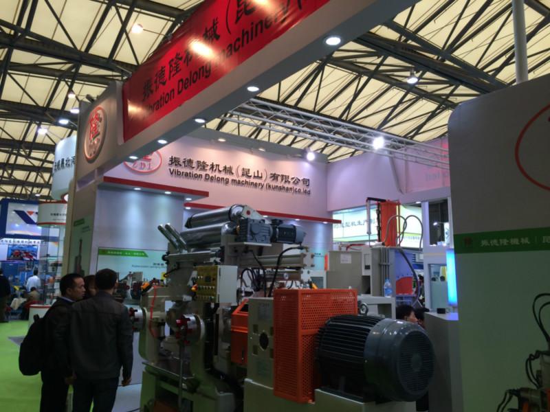 35升造粒機組密煉機圖片/35升造粒機組密煉機樣板圖 (3)