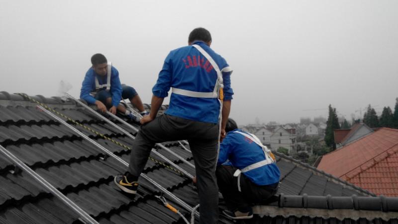 上海浦東區(qū)4KW家庭太陽(yáng)能發(fā)電系統(tǒng)圖片