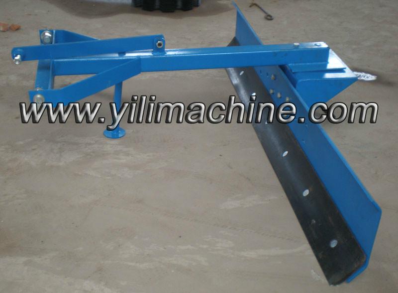 供應(yīng)平地機(jī)，一力機(jī)械直銷各種平地機(jī)，刮刀式平地機(jī)，平整土地的機(jī)械