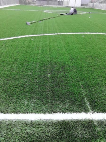 供應(yīng)富川人造草坪球場，人造草皮球場價(jià)格，人造草皮足球場施工