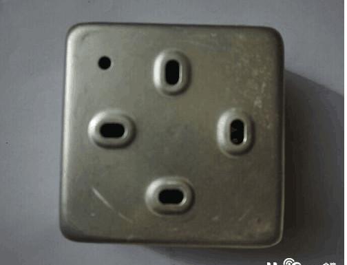 供應(yīng)86型地插底盒 86型地插底盒 銷售 86型地插底盒