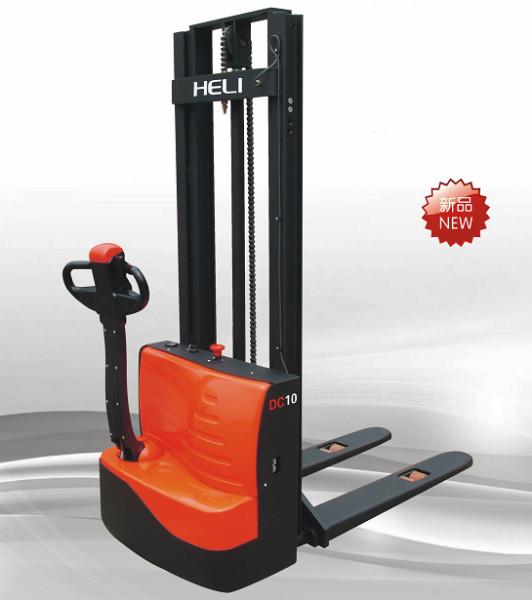 深圳電動托盤堆高車圖片