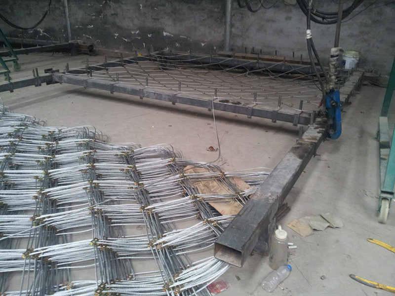 主動(dòng)邊坡防護(hù)網(wǎng)圖片/主動(dòng)邊坡防護(hù)網(wǎng)樣板圖 (2)