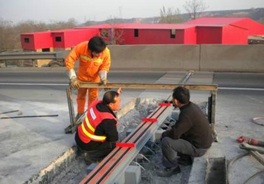 專(zhuān)業(yè)沙井花園小區(qū)防水補(bǔ)漏工程圖片