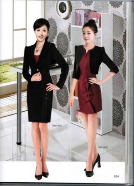 供應職業(yè)裝小西裝專業(yè)服裝廠家量身定做贛州制服廠職業(yè)套裝西裝