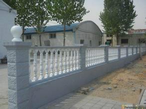 供應(yīng)邯山水泥護(hù)欄生產(chǎn)廠家；邯山水泥護(hù)欄價錢；邯山水泥護(hù)欄*