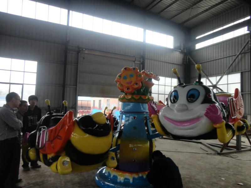 新型四臂小蜜蜂/最賺錢的游樂設(shè)備圖片/新型四臂小蜜蜂/最賺錢的游樂設(shè)備樣板圖 (2)