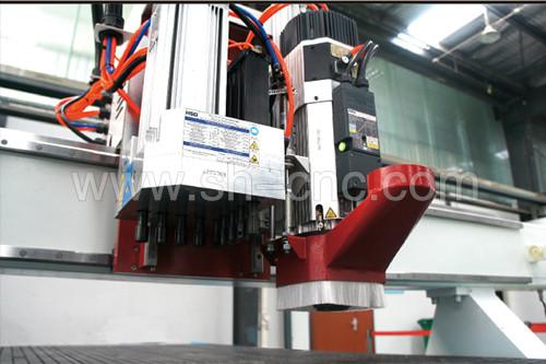 供應用于數(shù)控開料打孔的板式家具生產(chǎn)設備-濟南星輝數(shù)控