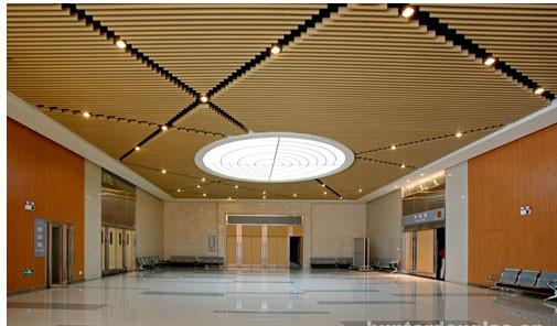 高鐵專用環(huán)保鋁方通圖片