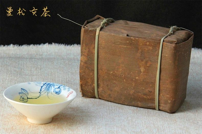 2015年曼松古树秋茶普洱茶生茶图片