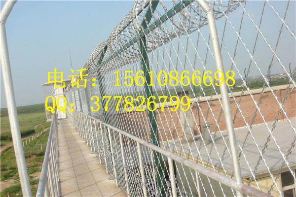 鐵絲網(wǎng)圍欄施工方案跳過鐵絲網(wǎng)圖片