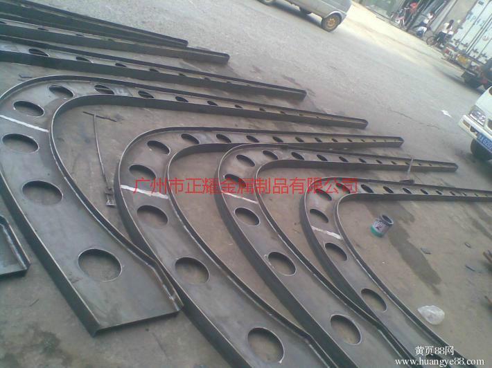 供應(yīng)雨棚鋼柱