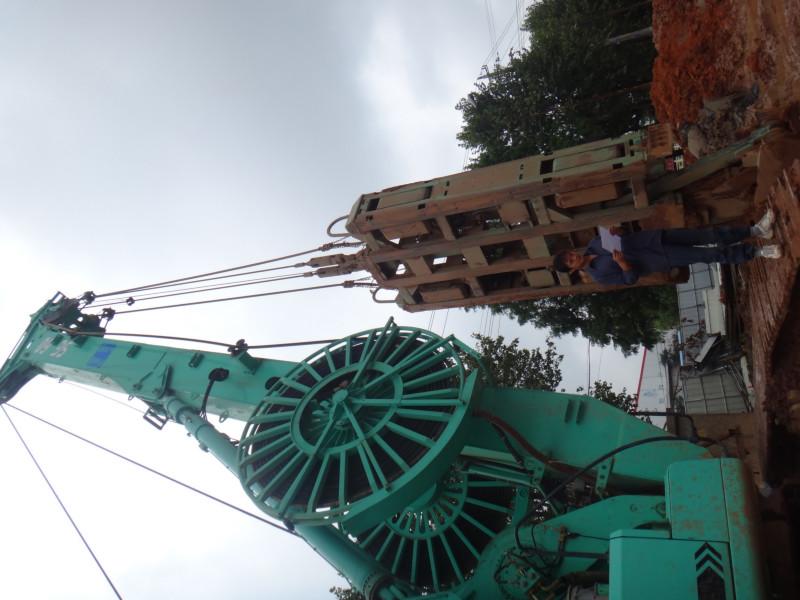 地連墻成槽液壓抓斗成槽機(jī)租賃圖片